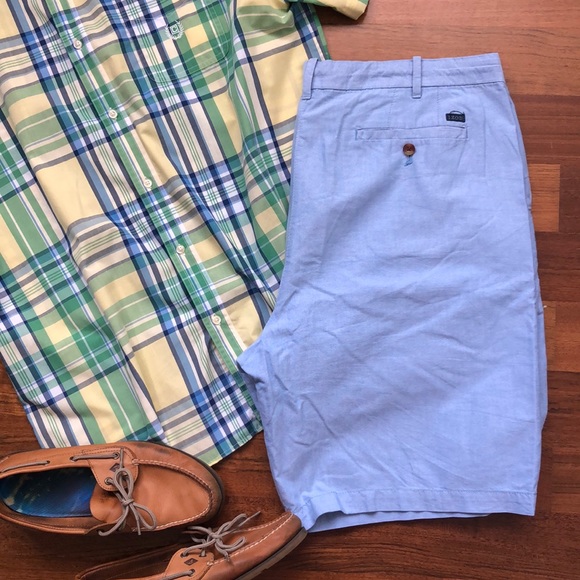 Izod Men’s Chino Shorts - Picture 2 of 4